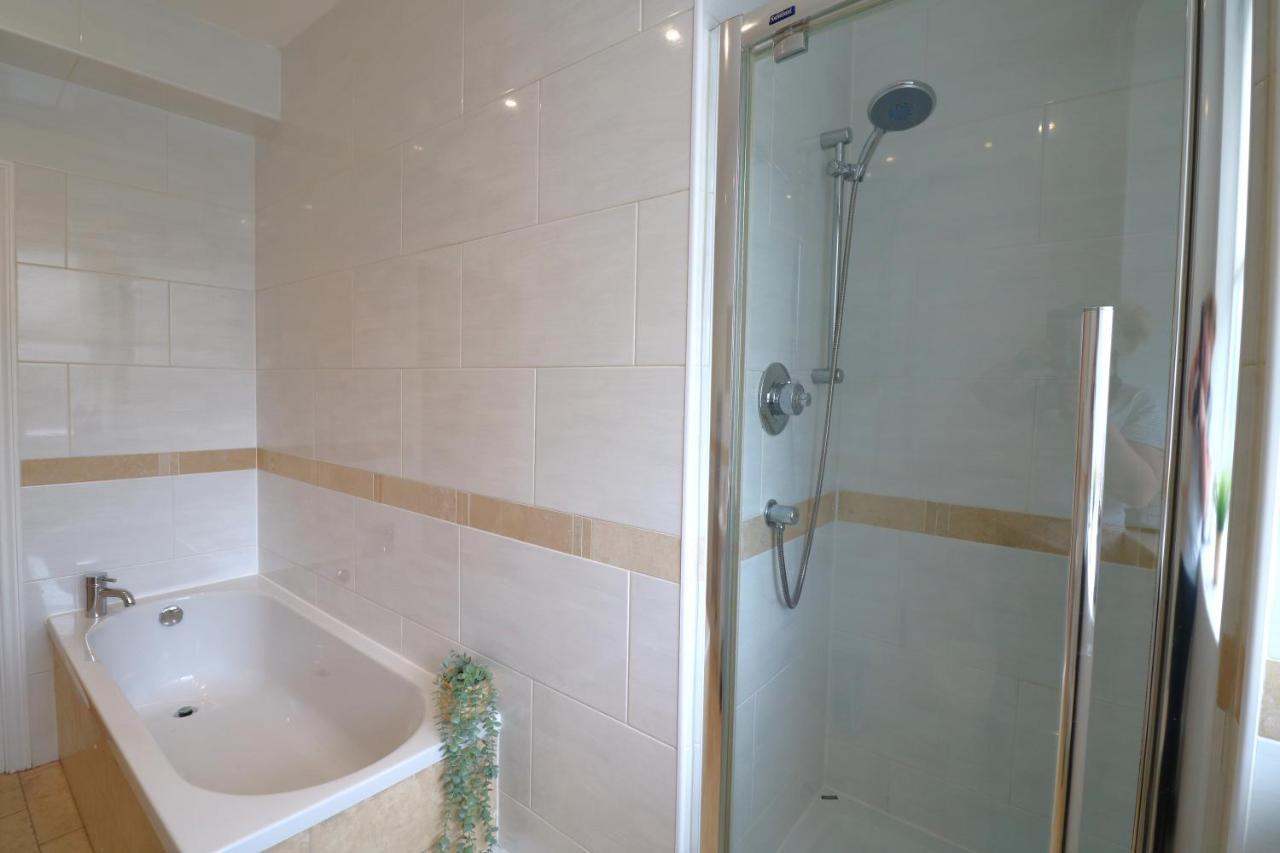 Luxury Spacious 2 Bed Apartment Free Ample Parking Sunderland  Exterior photo